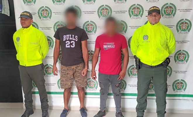 2 personas capturadas mediante orden judicial.