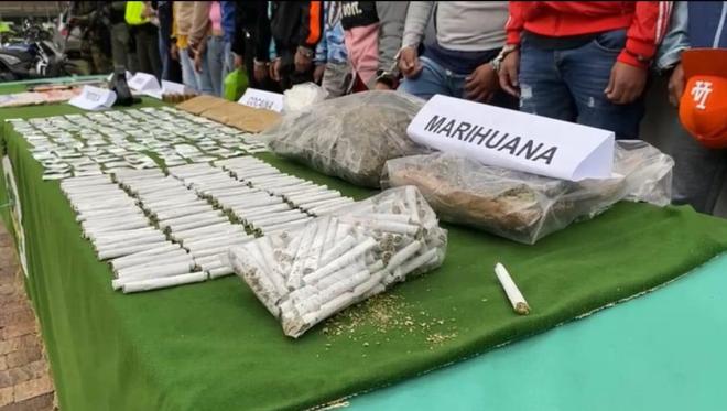 ESTUPEFACIENTES Y DINERO INCAUTADO EN ALLANAMIENTOS