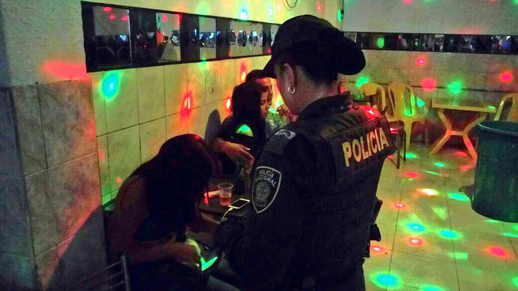 600-uniformados-se-tomaron-las-comunas-uno-seis-y-siete-como-resultado-se-obtuvo-la-captura-de-cinco-personas-por-la-comisión-de-diferentes-delitos-y-alrededor-de-1.500-ciudadanos-fueron-identificados