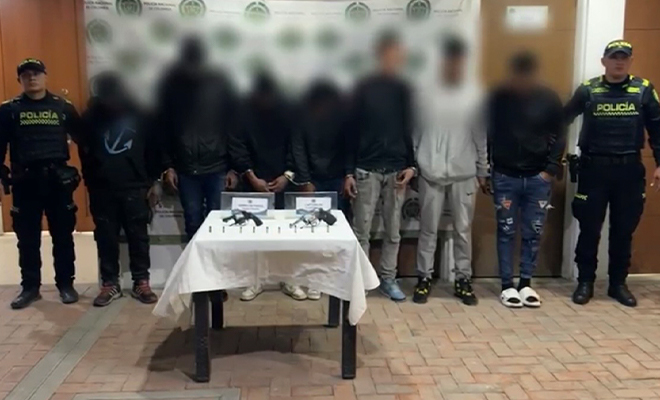 2 Uniformados zona de atenci&oacute;n de Cazuca y 2 capturados por porte ilegal de armas de fuego