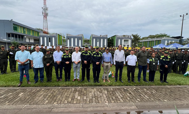En una ceremonia juraron ante la bandera nacional defender la vida y proteger los derechos de todos los ciudadanos en esta importante región del país.