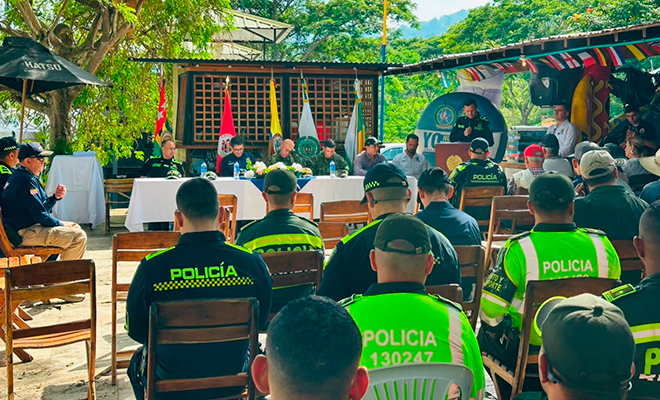 Autoridades y comunidad en el embalse de Topocoro realiza lanzamiento de la red de apoyo