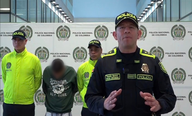 Comandante metropolitana de Bogot&aacute; presenta captura de cabecilla de "Los Pumas"