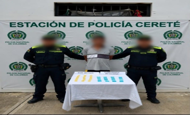 dos policias y un ciudadano capturado por el delito de trafico porte de estupefacientes 