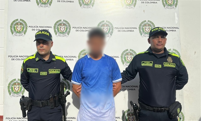 Dos policías, un capturado