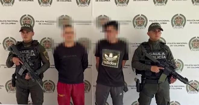 Dos funcionarios policiales y 2 personas capturadas por secuestro y extorsi&oacute;n