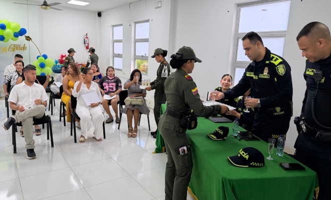 siete uniformados con ocho personas  en clausuras de espacios pedagógicos en la ciudad de montería  