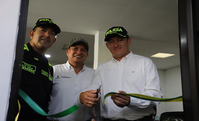 Policía y alcaldía municipal inauguran cámaras de seguridad 