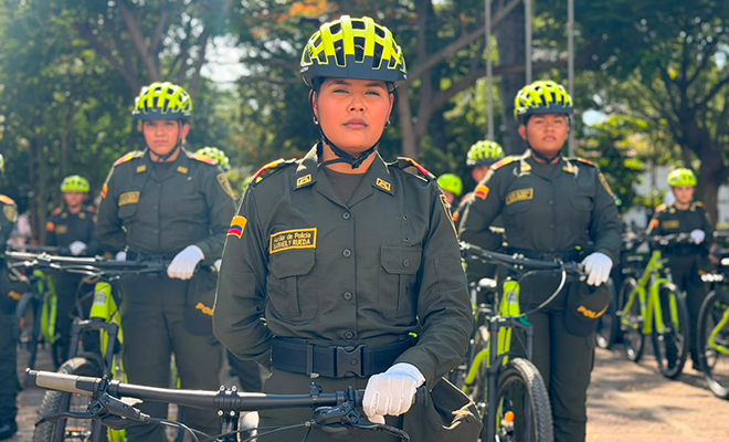 Personal de la Policía Nacional perteneciente a la estrategia de biciterritorios seguros