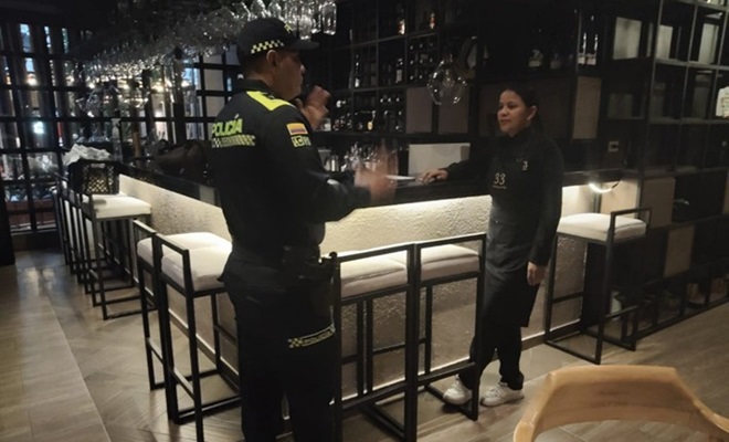 entregando tips para prevenir el hurto en restaurantes