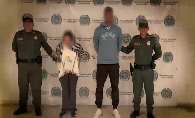 dos polic&iacute;as y dos capturados en el centro 