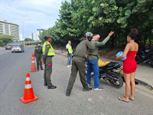 Registro y control a personas en la celebracion de fin de año y año nuevo