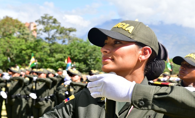 Revista de Auxiliares femeninas