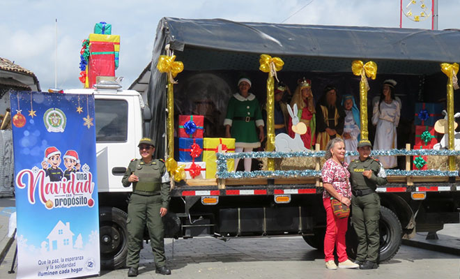 Polic&iacute;a Nacional y comunidad unida por la seguridad