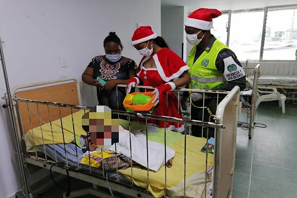 Alegramos-los-corazones-de-los-niños-y-niñas-del-Hospital-San-Francisco-de-Asís.