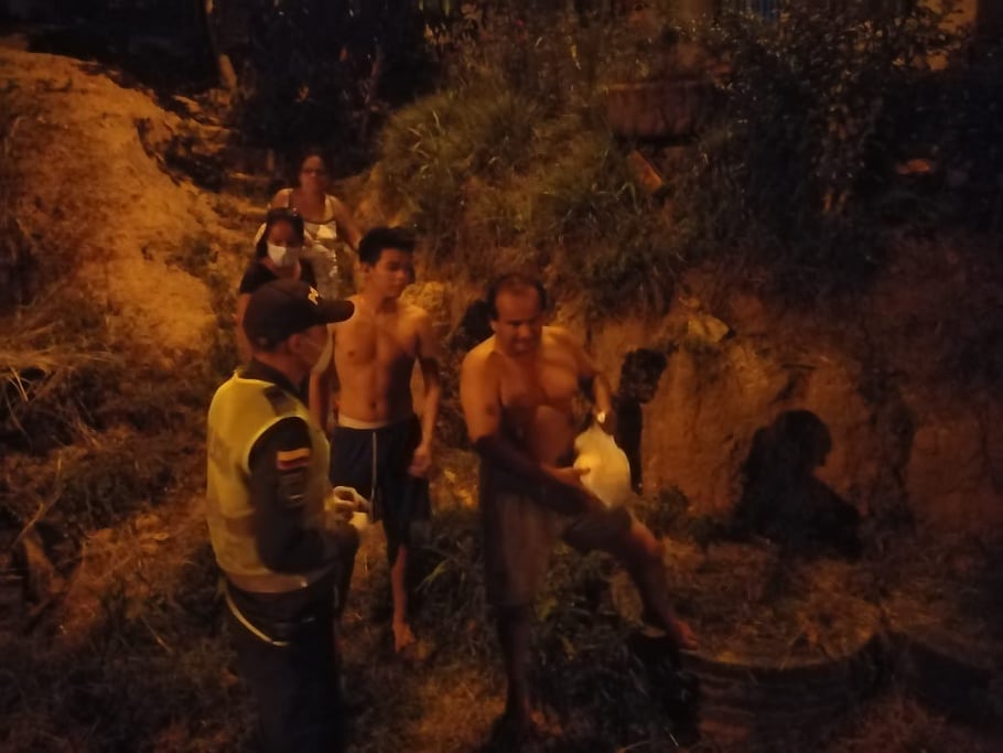 Entrega de mercados en Tolima 