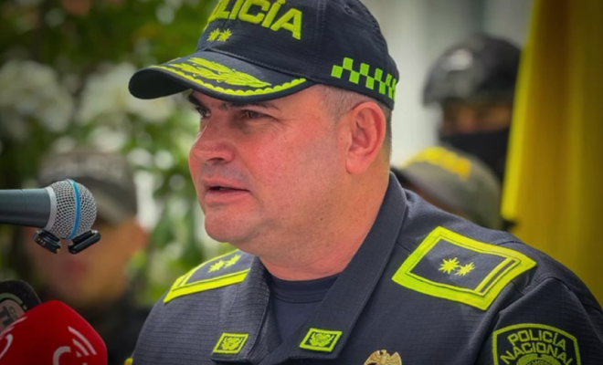 Se&ntilde;or Brigadier General William Quintero en rueda de prensa