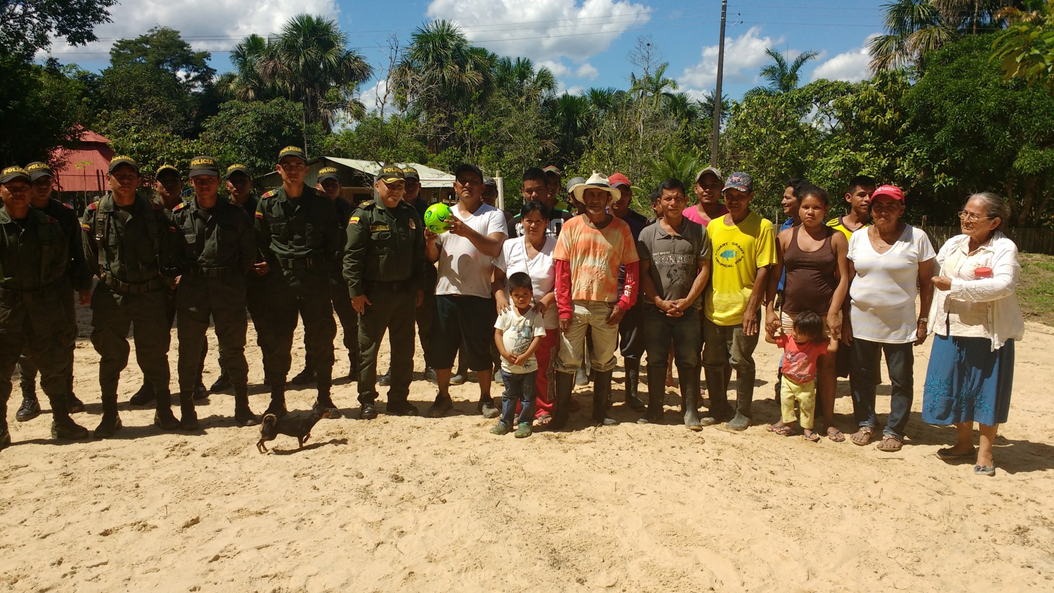 Un nuevo parque polideportivo en el barrio Tacana k-11 llena de alegría a niños y adultos 