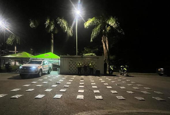 Captura e incautación de 40 kilos de marihuana tipo creepy, avaluado en 32 millones de pesos