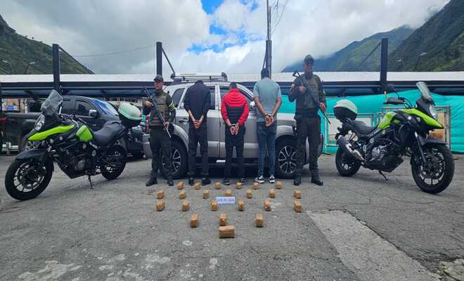 Operativo vial permitió interceptar un vehículo donde eran transportados más de 18 kilos de este estupefaciente.