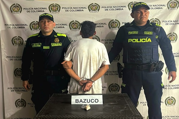 Capturado en Palermo hombre con base de coca durante operativo de vigilancia
