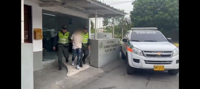 Automotor con 300 kilogramos de Marihuana