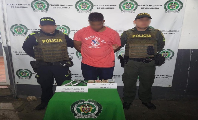 Capturados dos sujetos, quienes habían hurtado un establecimiento de comercio