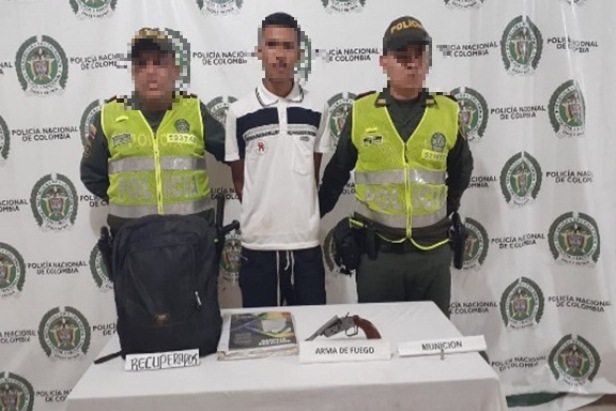 Capturamos-a-un-hombre-con-prisión-domiciliaria-hurtando-en-compañía-de-adolescente