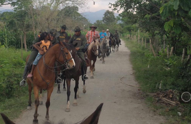 Carabineros realizando patrullajes en el norte del Cauca