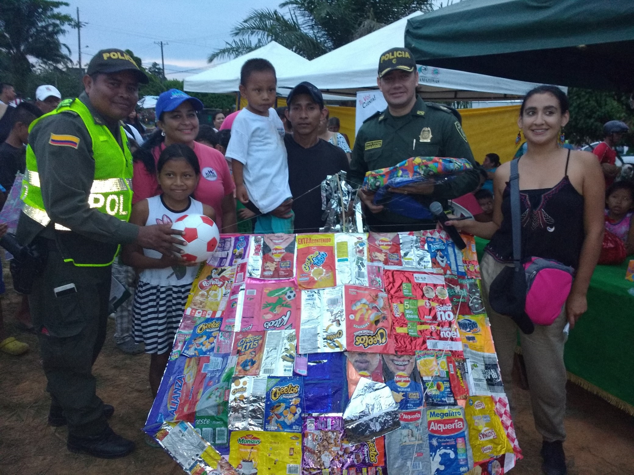 Sector comercio de Leticia apoyó el festival de cometas organizado por la policía nacional 