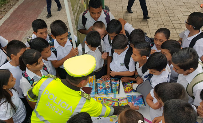 En-el Meta-la Policía Nacional-sigue-acompañando-el-regreso-a-clases