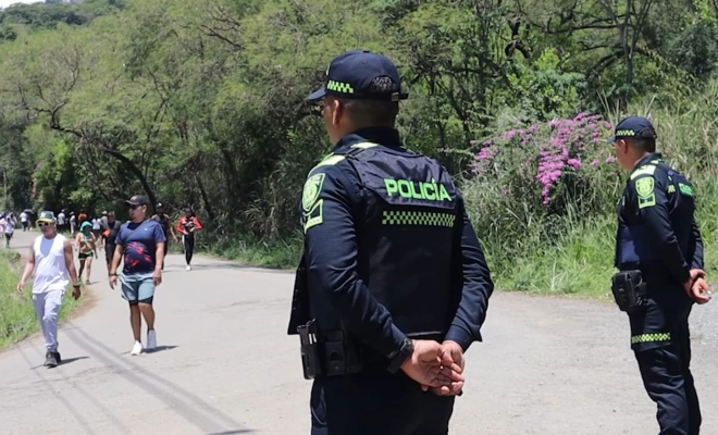 Polic&iacute;as cerros tutelares de Cali