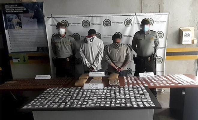 dos capturados incautación de marihuana