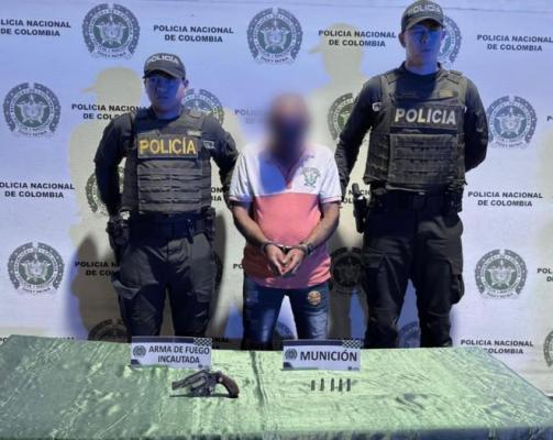 Capturado en flagrancia hombre por porte ilegal de arma de fuego en Tuluá