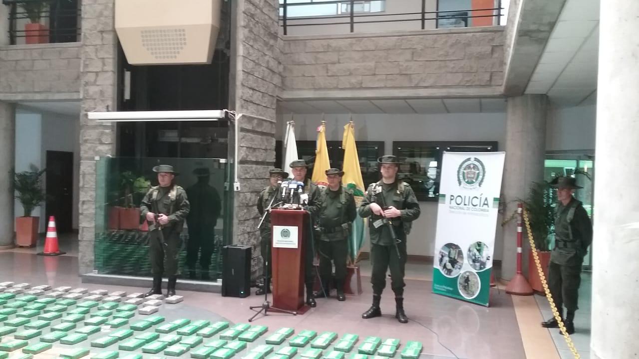 En-el-aeropuerto-internacional-el-dorado-fue-incautado-el-cargamento-más-grande-de-cocaína 