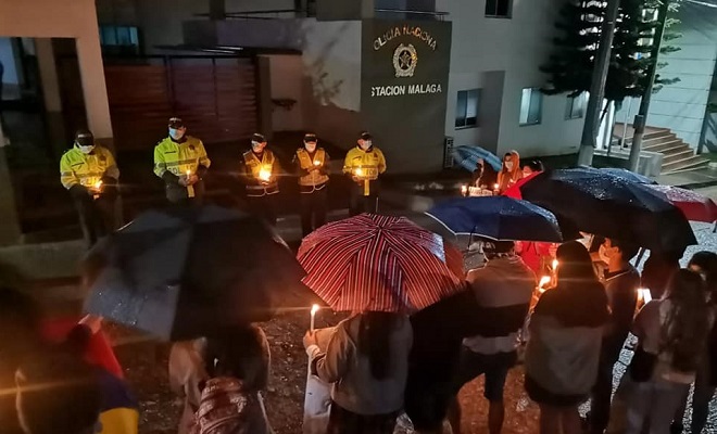 En_Santander_se_realizó_velatón_por_nuestro_país_5