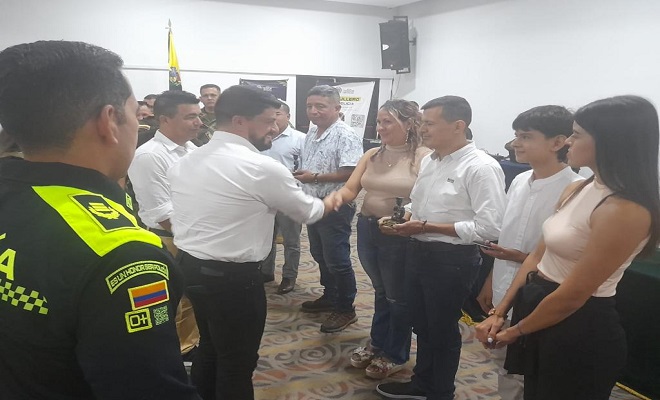 Entrega de monumento 