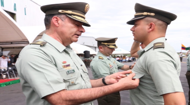 escuela-aviacion-policial-graduacion-politos-tecnicos