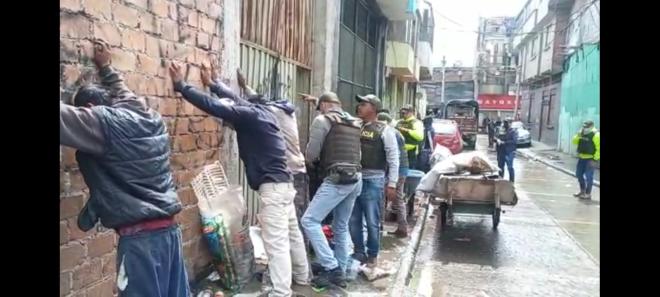 estrategia orientada a frenar posibles casos de hurto de tapas de alcantarilla