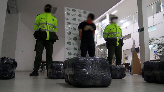 En-un-vehículo-tipo-camioneta-se-movilizaba-un-hombre-con-el-alcaloide-proveniente-de-cartago-valle