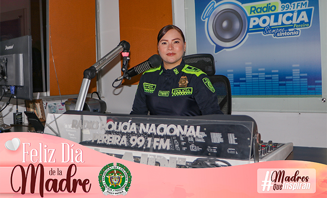 Ser mamá y a la vez policía es un reto que día a día afrontan las ...