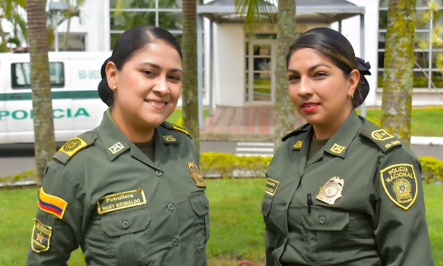 Hoy-destacamos-la-labor-de-la-patrullera-Mary-Alexandra-Grimaldo-y-la-Subintendente-Viviana-Isabel-Pinzón