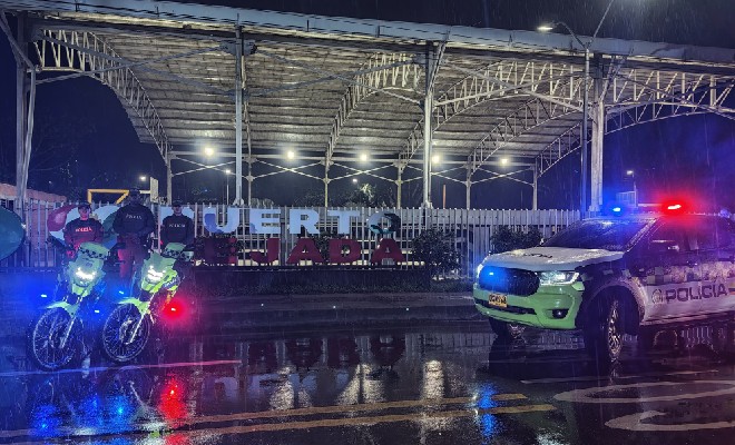 Polic&iacute;as en el municipios de Puerto Tejada Cauca, como imagen representativa de la noticia