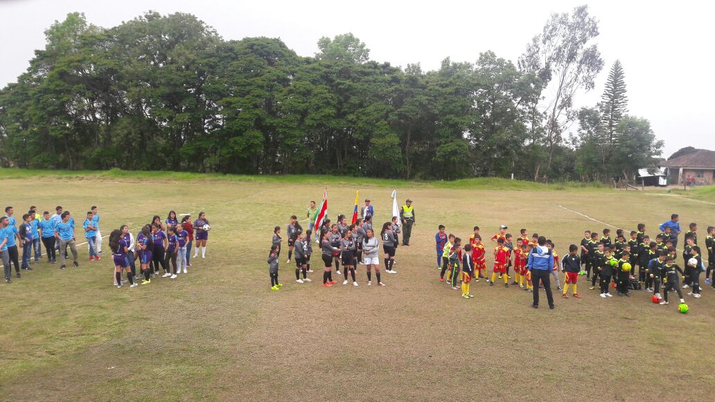Inauguracion escuela deportiva Pachavita 