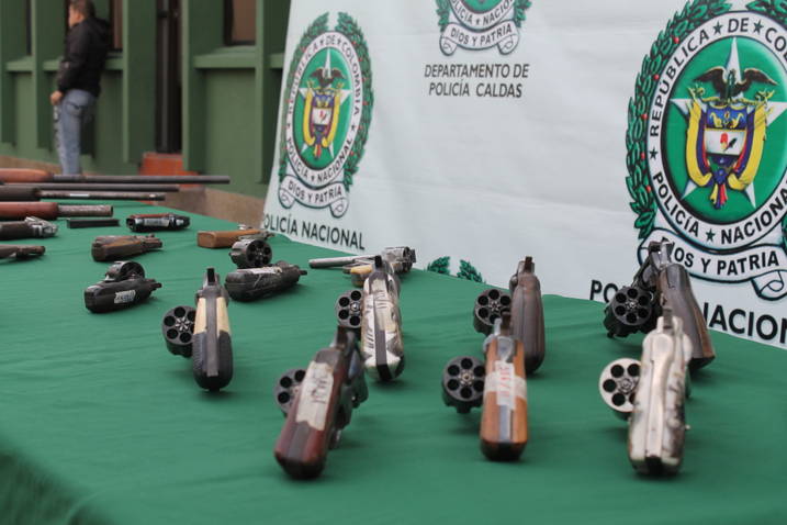 Suspención Vigencia porte de  Armas de fuego en Caldas