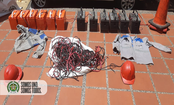 Incautación de baterías y cable 