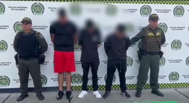 Luego de una cinematográfica persecución policial lograron la incautación de material bélico.