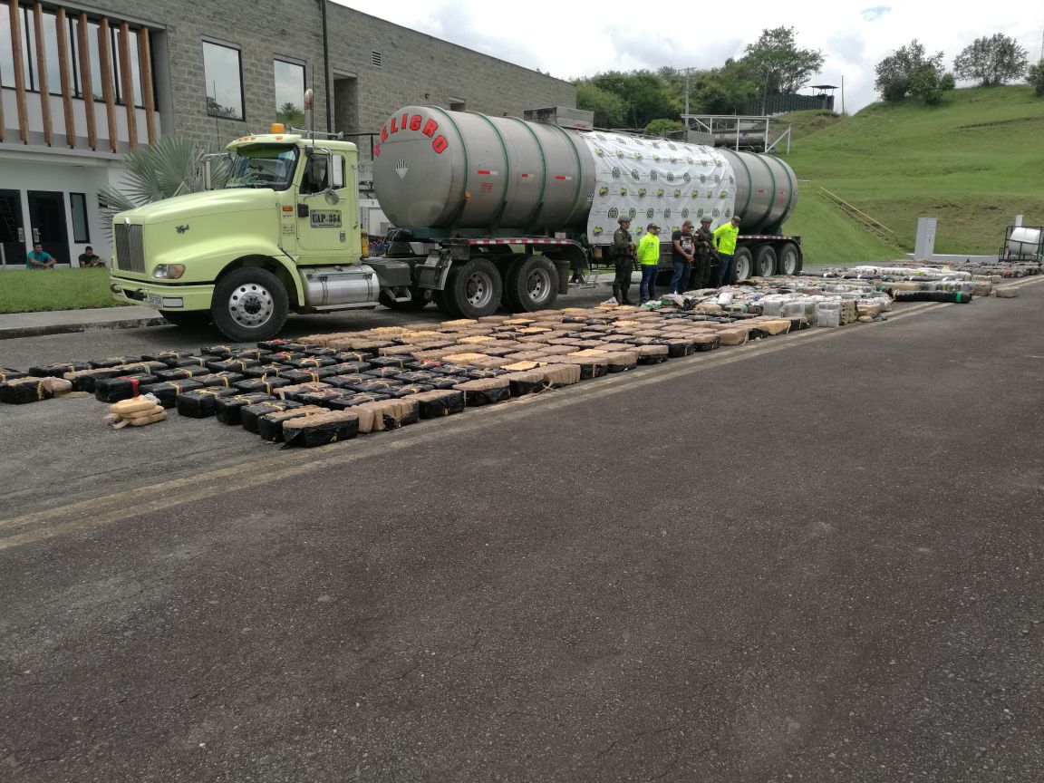 Incautadas-3.5-toneladas-de-marihuana-creepy