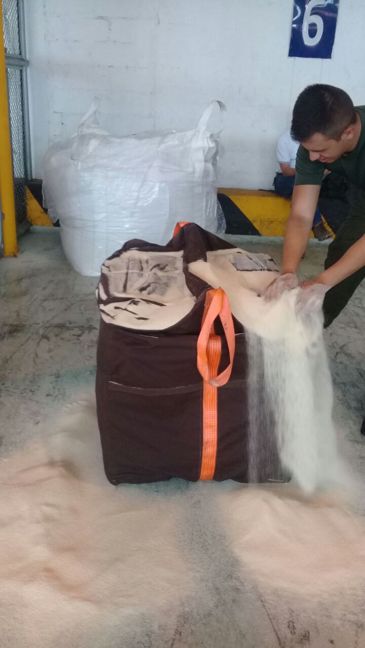 Dentro de azúcar orgánica se halló-una-tonelada-de-cocaína