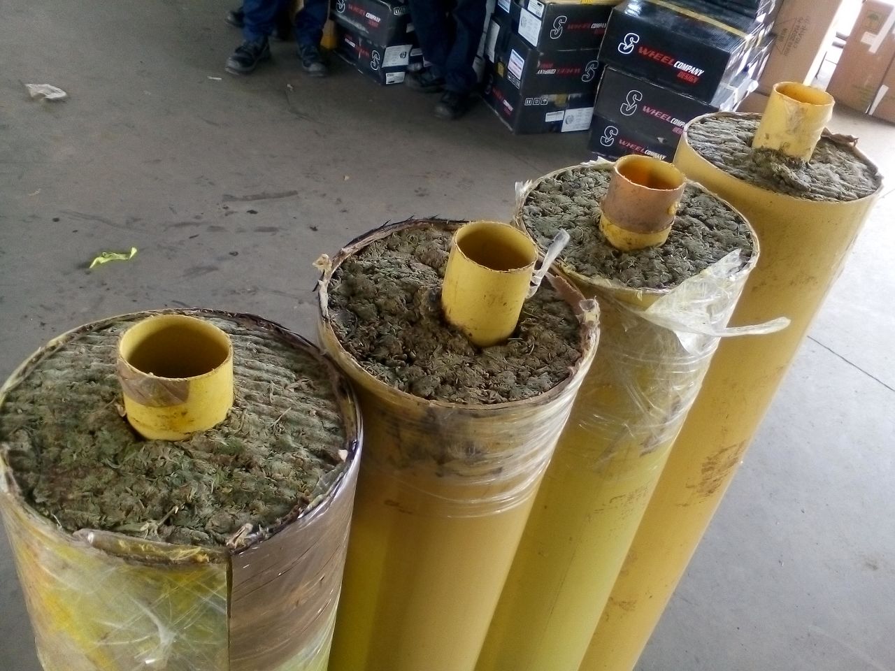 Incautamos-60-kilos-de-marihuana-en-tubos de pvc